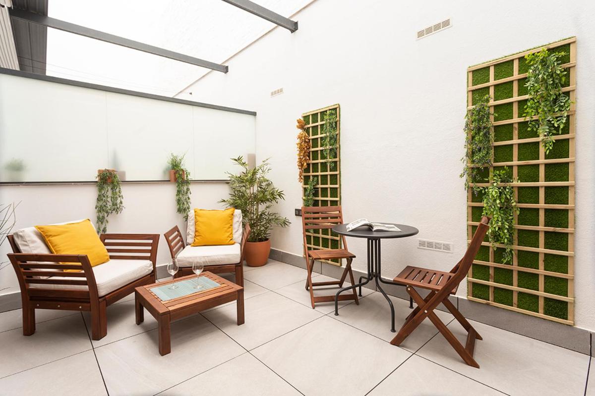 Apartamentos Bajeles Sevilla Urban Экстерьер фото