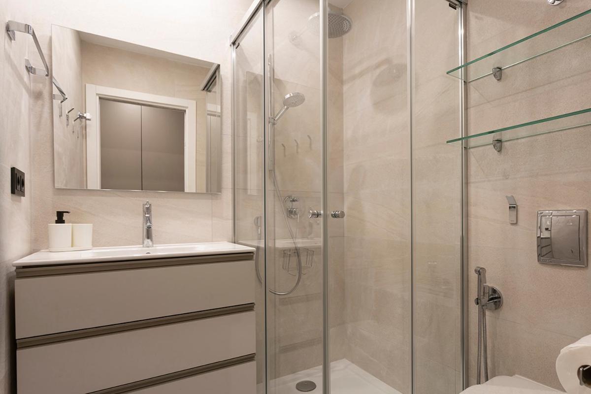 Apartamentos Bajeles Sevilla Urban Экстерьер фото