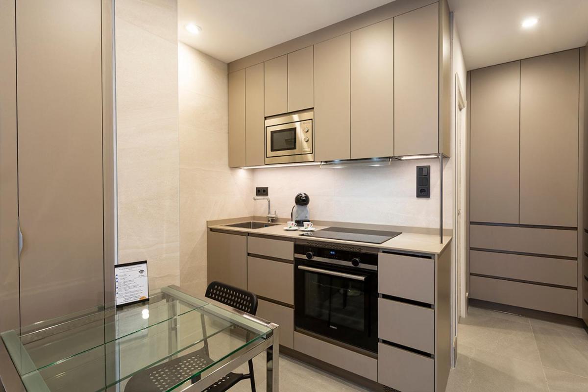 Apartamentos Bajeles Sevilla Urban Экстерьер фото